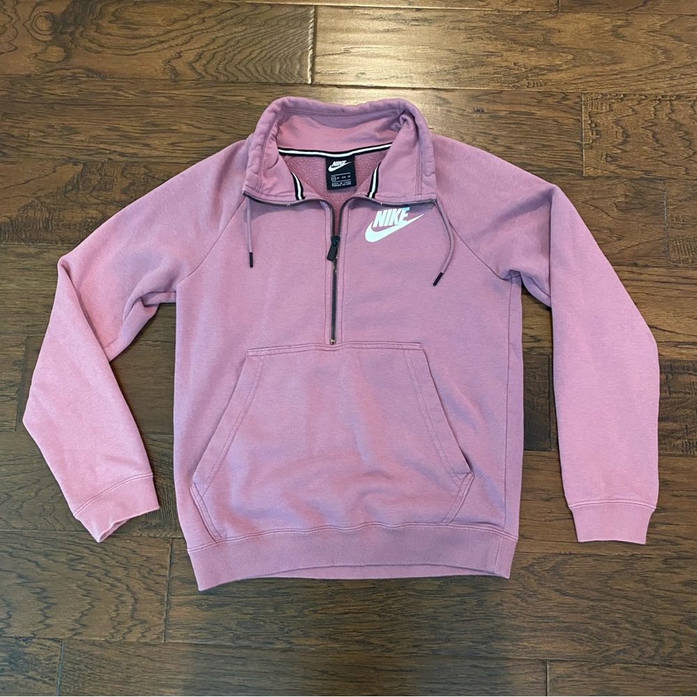 Nike Women’s Retro Vintage Quarter Zip Sweatshirt